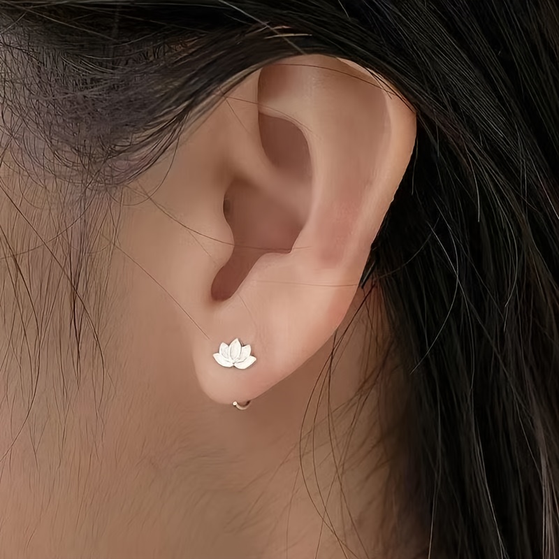 Women's Lotus-Shaped Earrings — Exquisite Everyday Elegance